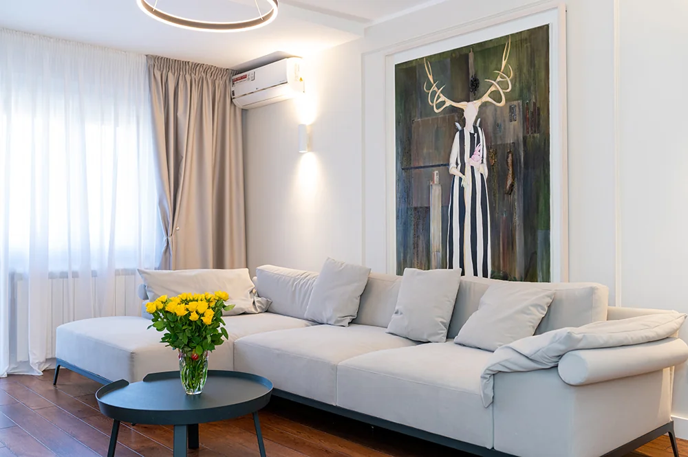 House B3, Belgrade — interior view 1