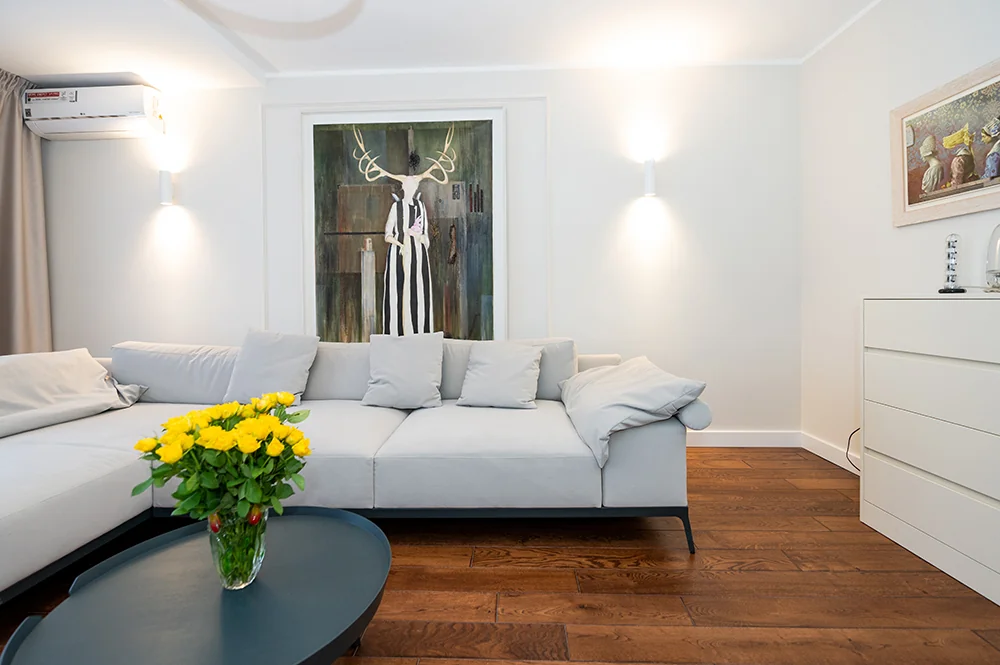 House B3, Belgrade — interior view 2